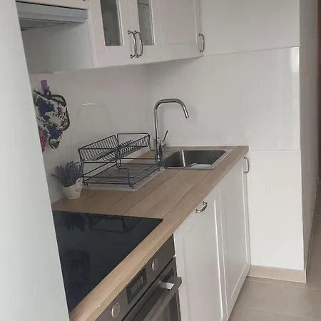 Apartment By The Sea - 19658